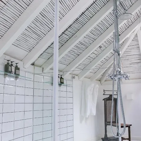 Sao Paulo Boutique - Spbh タヴィラ